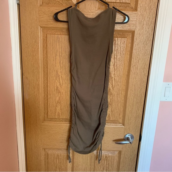 Good American Ruched Drawstring Dress - Picture 3 of 5